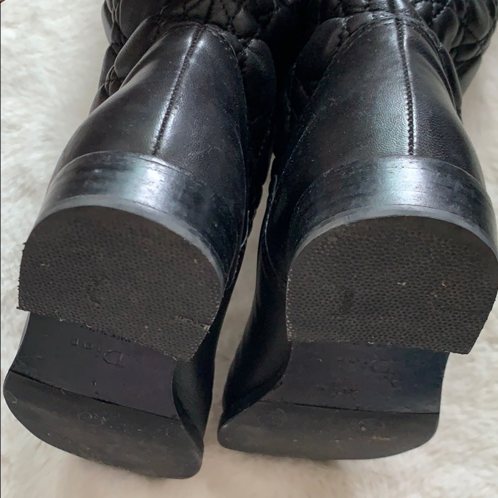 Boot - Picture 5 of 11